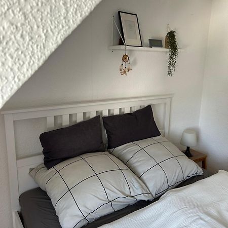 Gemuetliches Privates Apartment Oberhausen  Extérieur photo