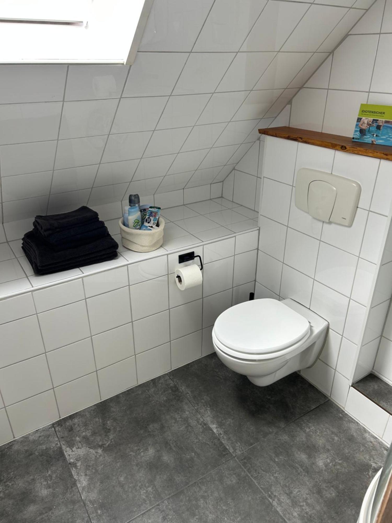 Gemuetliches Privates Apartment Oberhausen  Extérieur photo